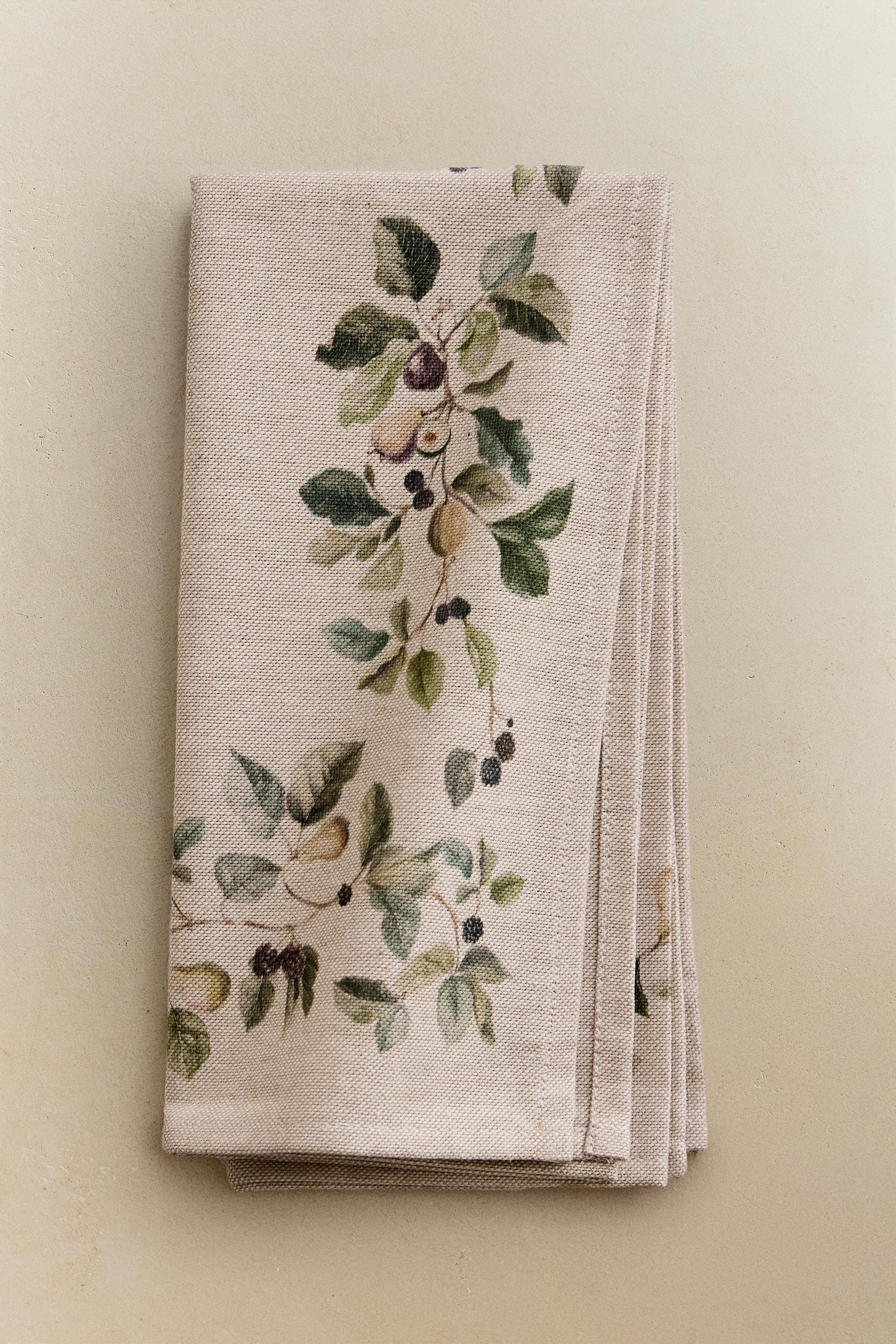 FRUIT PRINT NAPKINS (PACK OF 2)